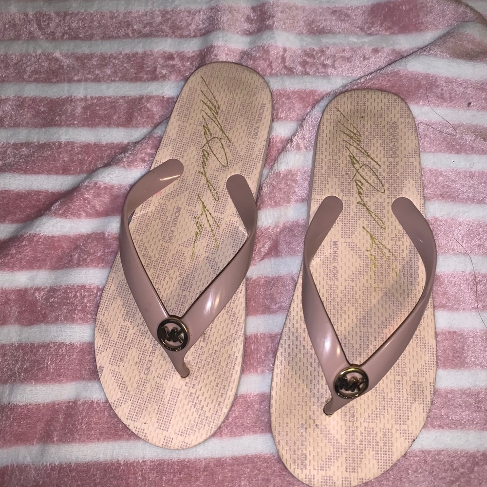Michael Kors baby pink sandals size 6 women’s